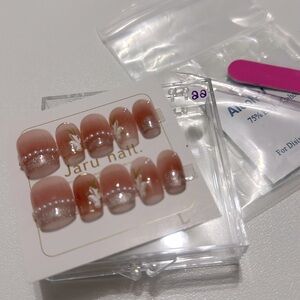 listing-status-banner